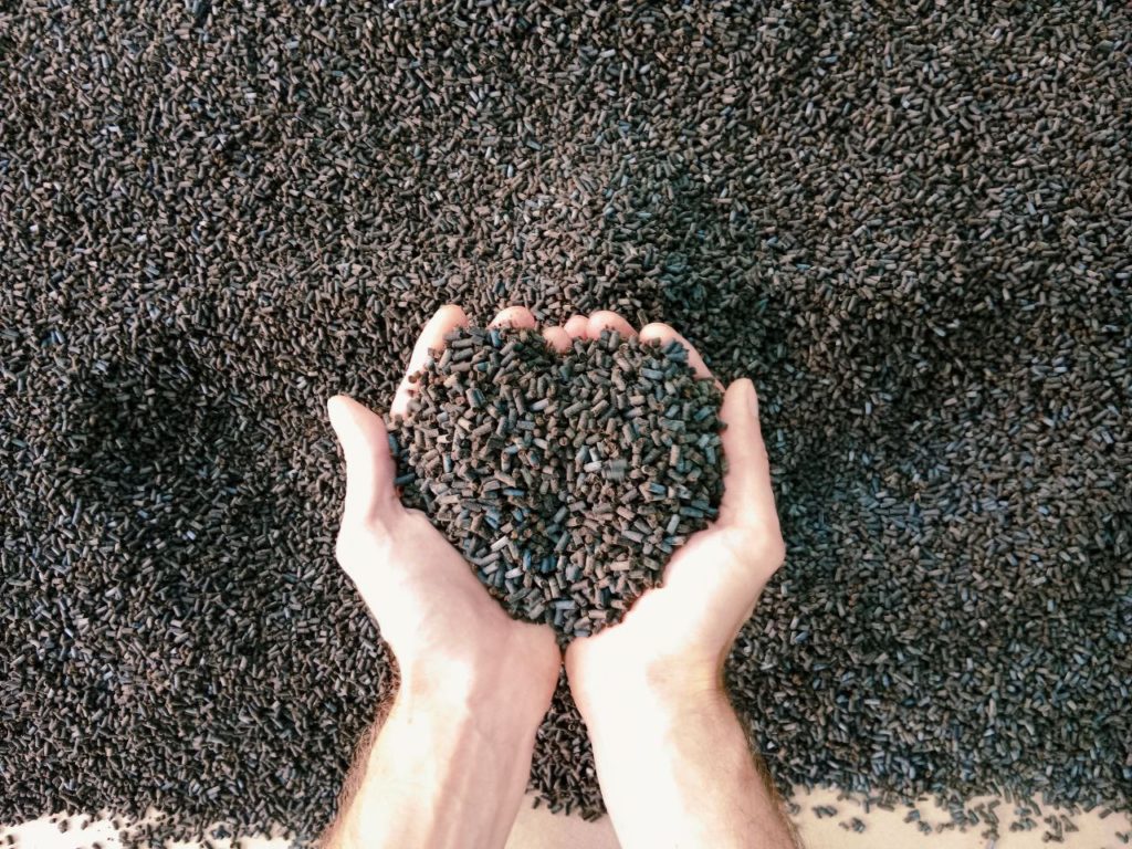 Сердце руками